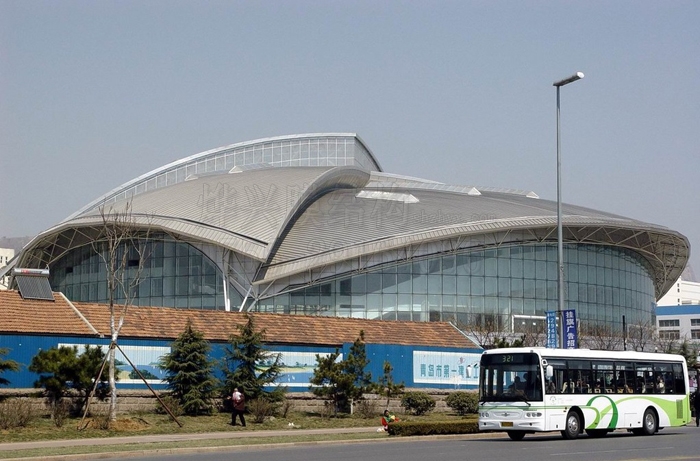 封閉膜結(jié)構(gòu)體育場(chǎng)館-深圳市燁興膜結(jié)構(gòu)工程有限公司 封閉膜結(jié)構(gòu)體育場(chǎng)館 .jpg