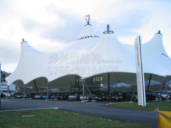 大型商場(chǎng)膜結(jié)構(gòu)車棚遮陽(yáng)棚-燁興膜結(jié)構(gòu) 大型商場(chǎng)膜結(jié)構(gòu)車棚遮陽(yáng)棚.jpg