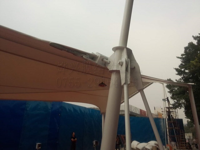 景觀張拉膜結構遮陽棚-深圳市燁興膜結構工程有限公司 景觀張拉膜結構遮陽棚.jpg