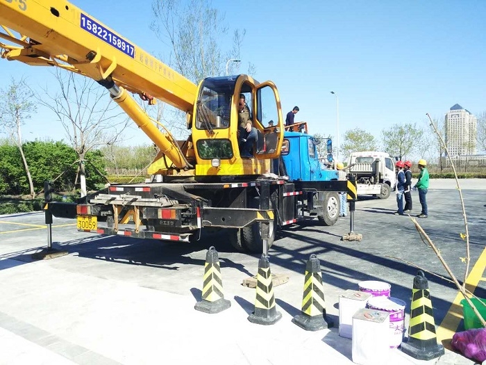 天津膜結(jié)構(gòu)吊裝-燁興膜結(jié)構(gòu) 天津膜結(jié)構(gòu)吊裝.jpg