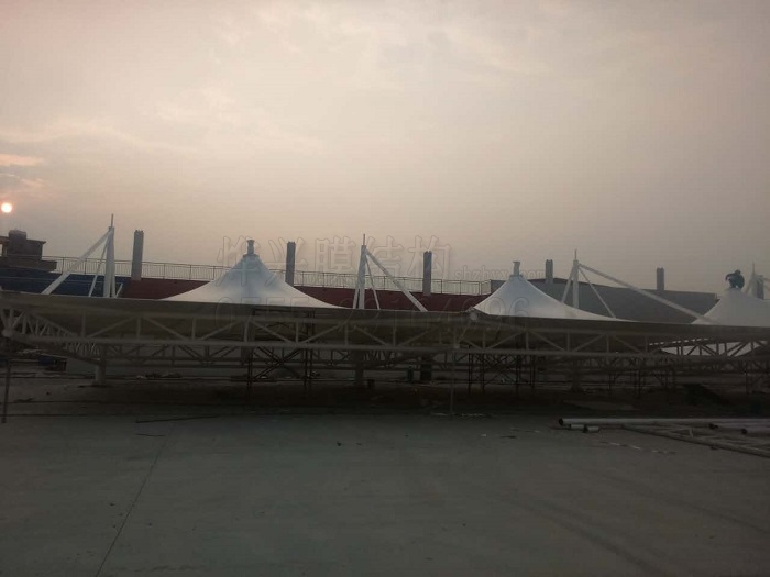 廣州機(jī)電學(xué)校膜看臺(tái)安裝-燁興膜結(jié)構(gòu) 廣州機(jī)電學(xué)校膜看臺(tái)安裝.jpg